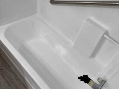 bathtub-refinishing-white-gloss-js-remodeling-arizona